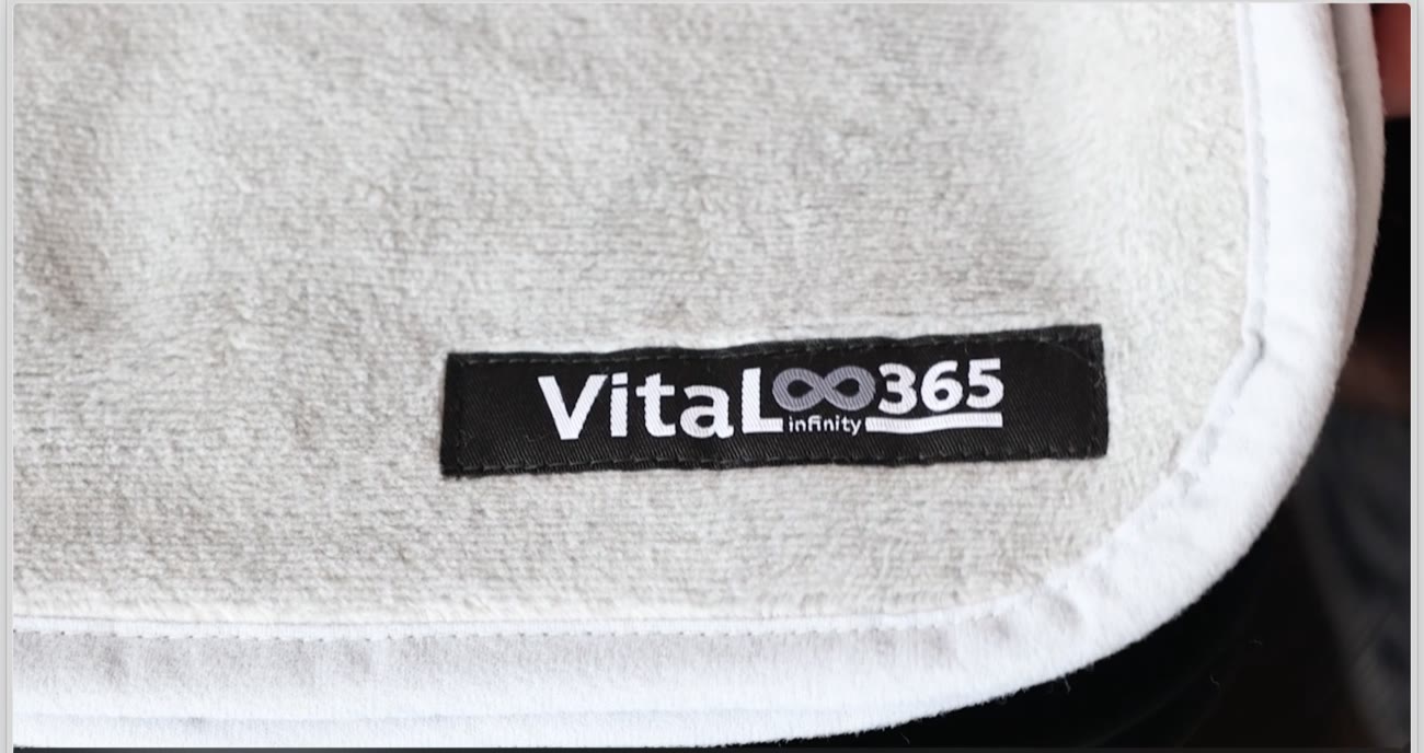 Vital Infinity 365 のタグ — 高野口パイル織のクローズアップ